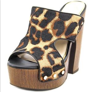 Jessica Simpson 🐾🐾 Open Toe Platform Sandal 👡